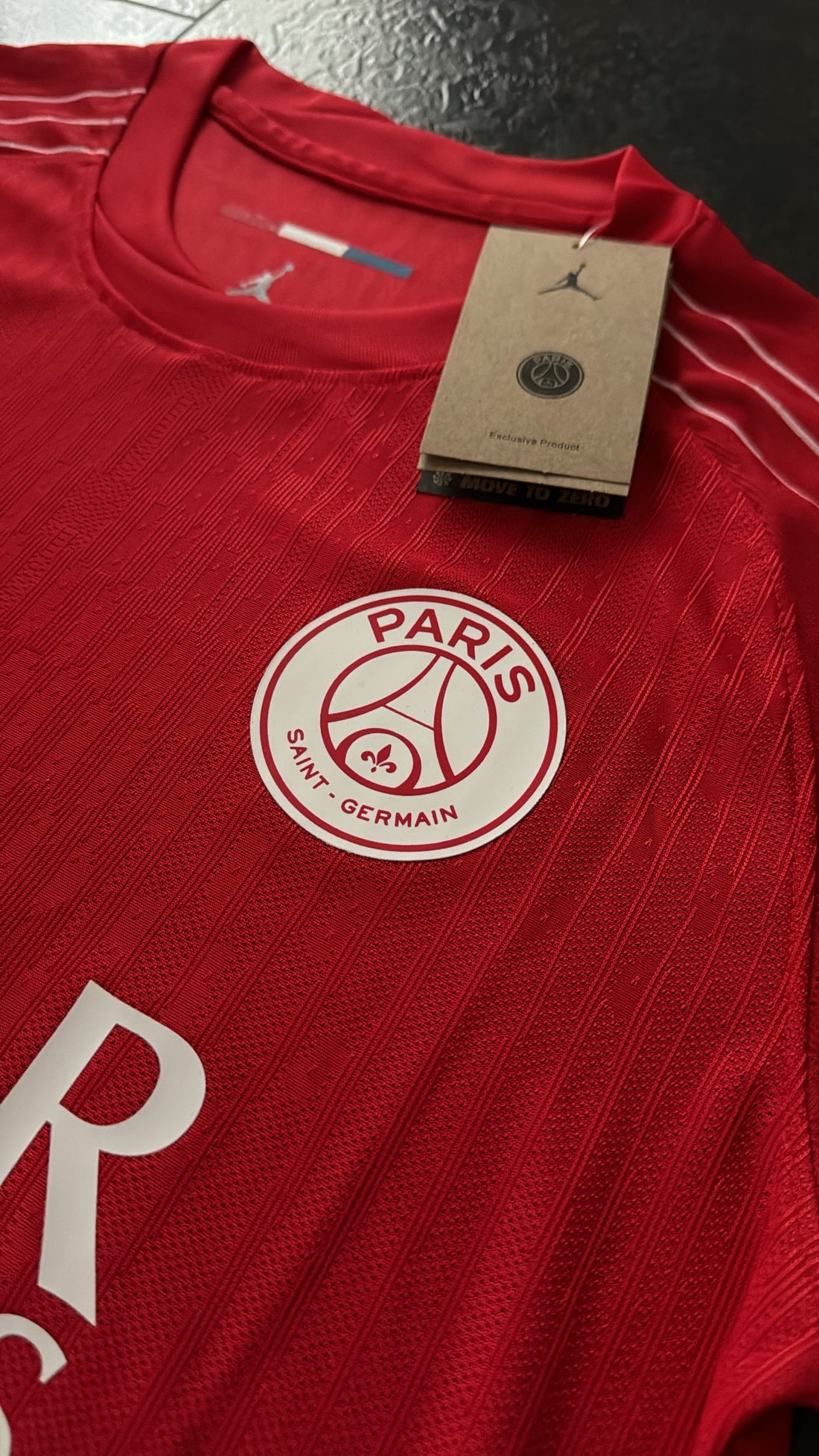 Paris Saint Germain ( PSG ) - Maillot d’entraînement 24/25 - Rouge - Covred