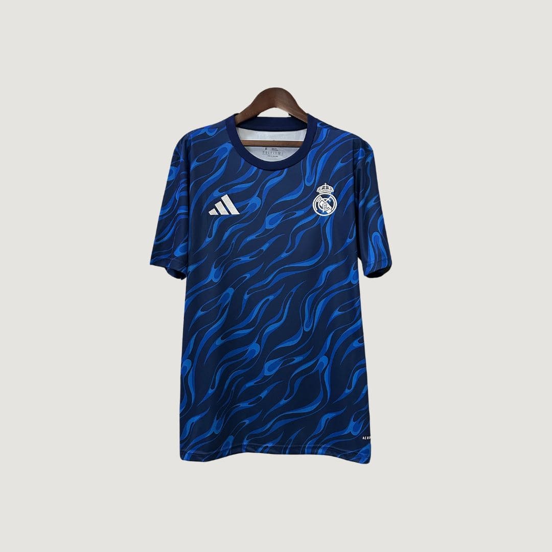 Real Madrid – Maillot Pré-Match 25/26 – Bleu Marine & Motifs Bleus - Covred