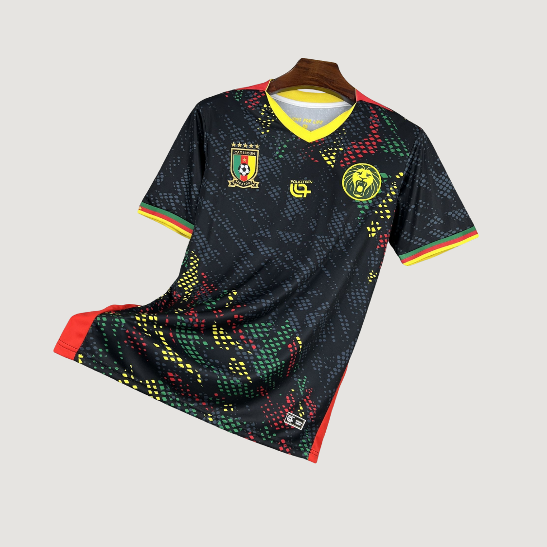 Cameroun – Maillot Spécial 2025/26 – Noir, Vert, Rouge - Covred