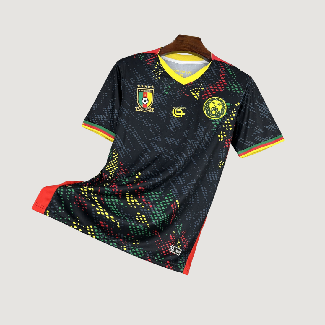 Cameroun – Maillot Spécial 2025/26 – Noir, Vert, Rouge - Covred