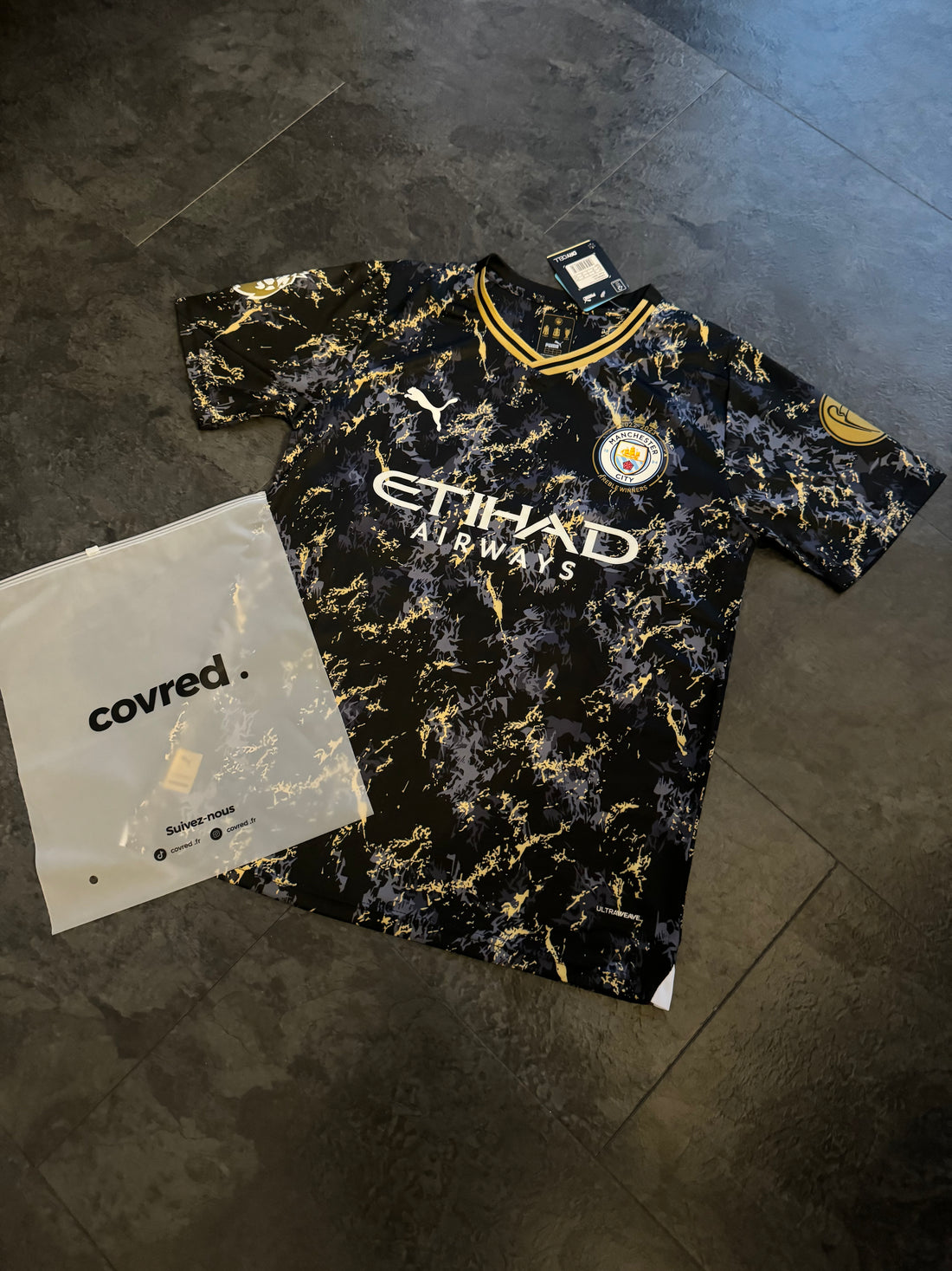 Manchester City - Maillot Édition Spéciale 23/24 - Noir et Or - Covred