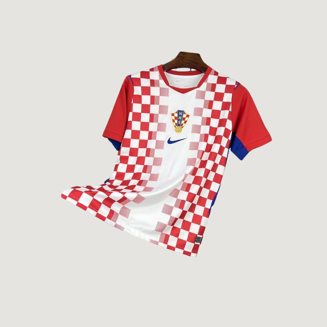 Croatie – Maillot Domicile Coupe du Monde 2026 – Damier rouge & blanc iconique