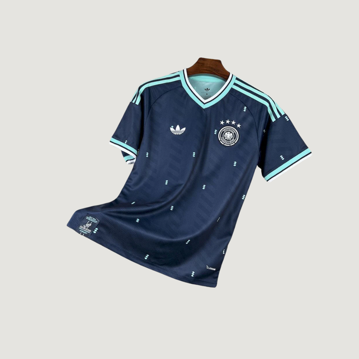 Allemagne – Maillot Extérieur Coupe du Monde 2026 – Bleu marine, Bleu ciel