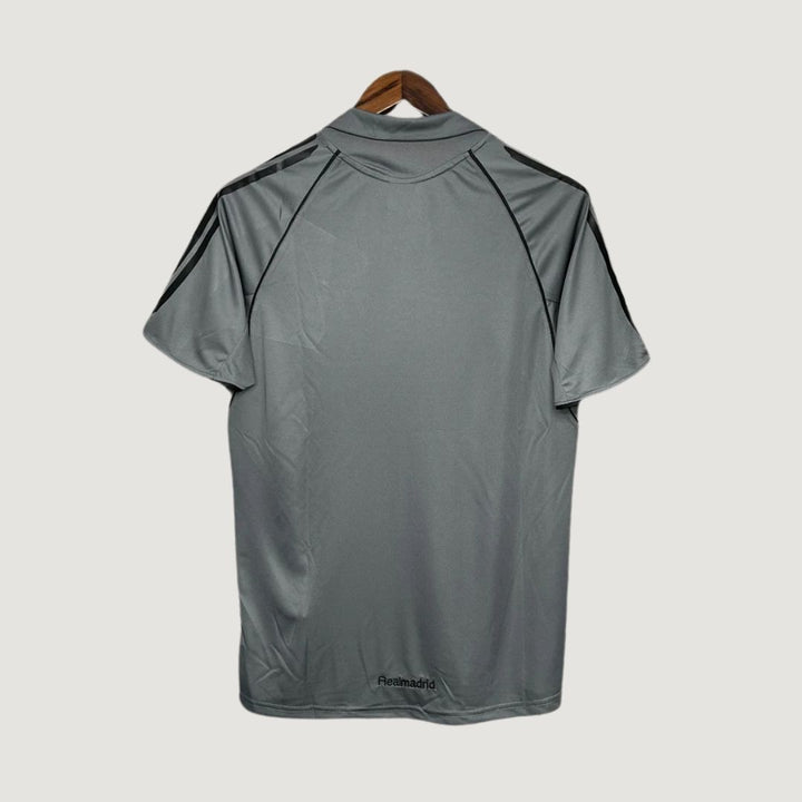 Real Madrid – Maillot Rétro Extérieur 2005/2006 – Gris - Covred