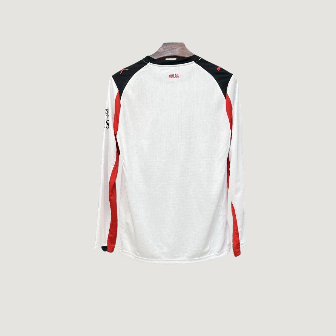 AC Milan – Maillot Extérieur Manches Longues 2025/26 – Blanc & Rouge