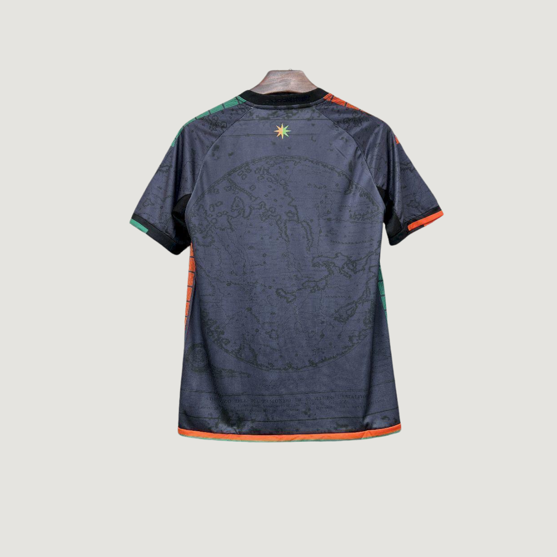Venezia – Maillot Concept 2025-26 – gris foncé, rouge, vert