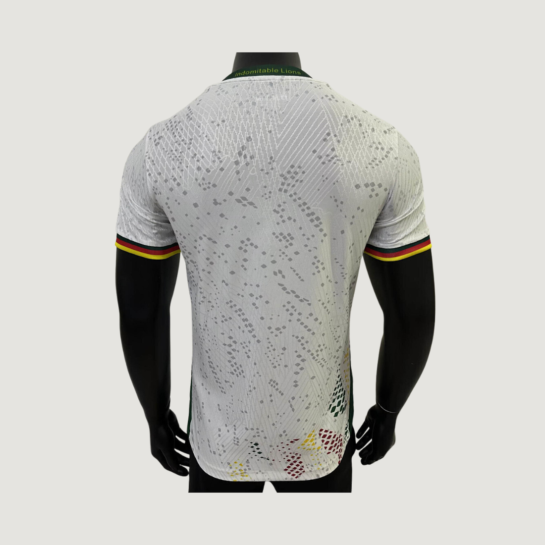 Cameroune – Maillot Extérieur Coupe du Monde 2026 – Blanc, Vert, Jaune, Rouge - Covred