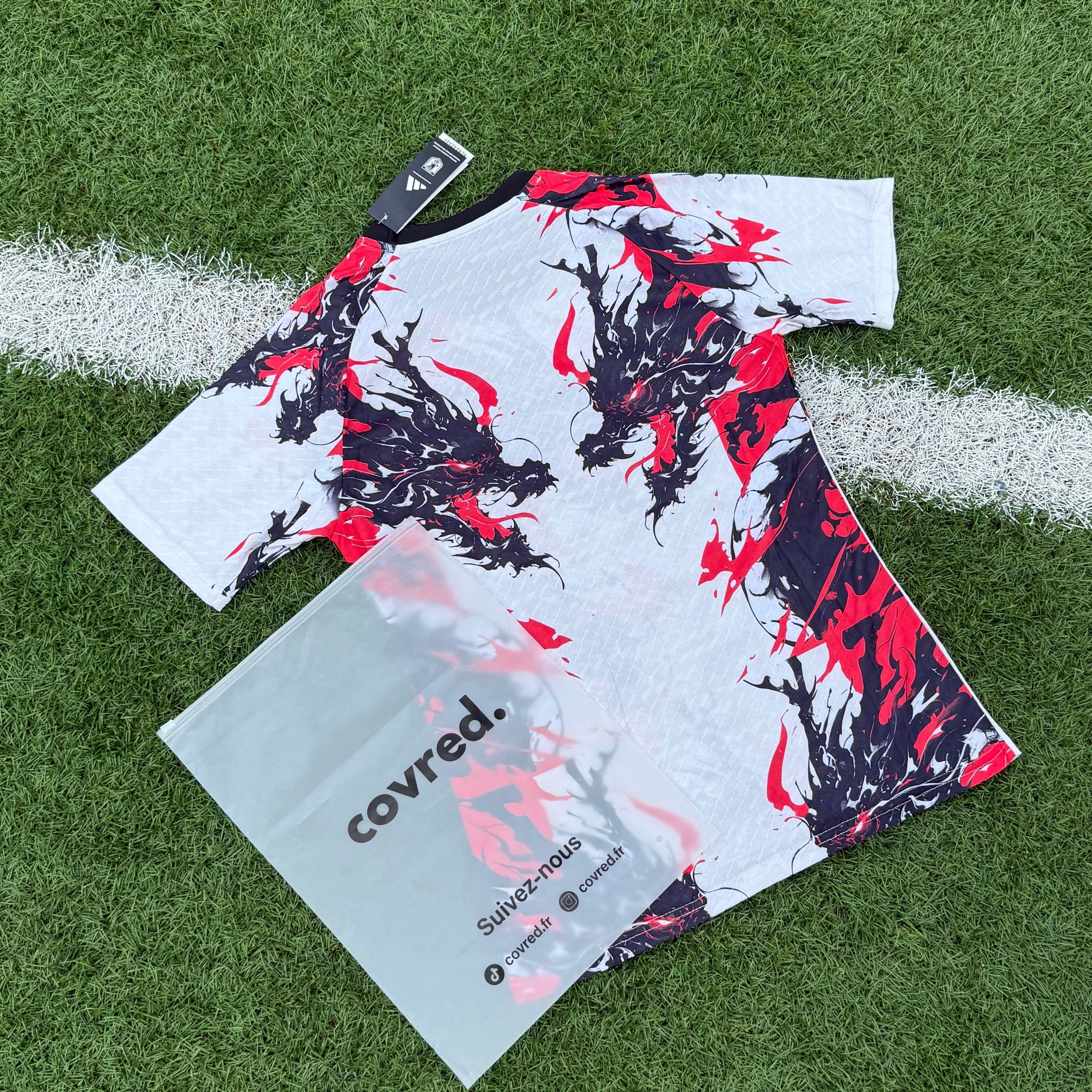 Japon – Maillot Concept 2026 – Blanc, Rouge, Noir - Covred