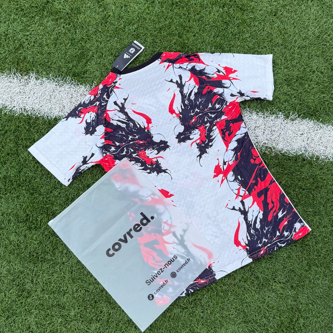 Japon – Maillot Concept 2026 – Blanc, Rouge, Noir - Covred