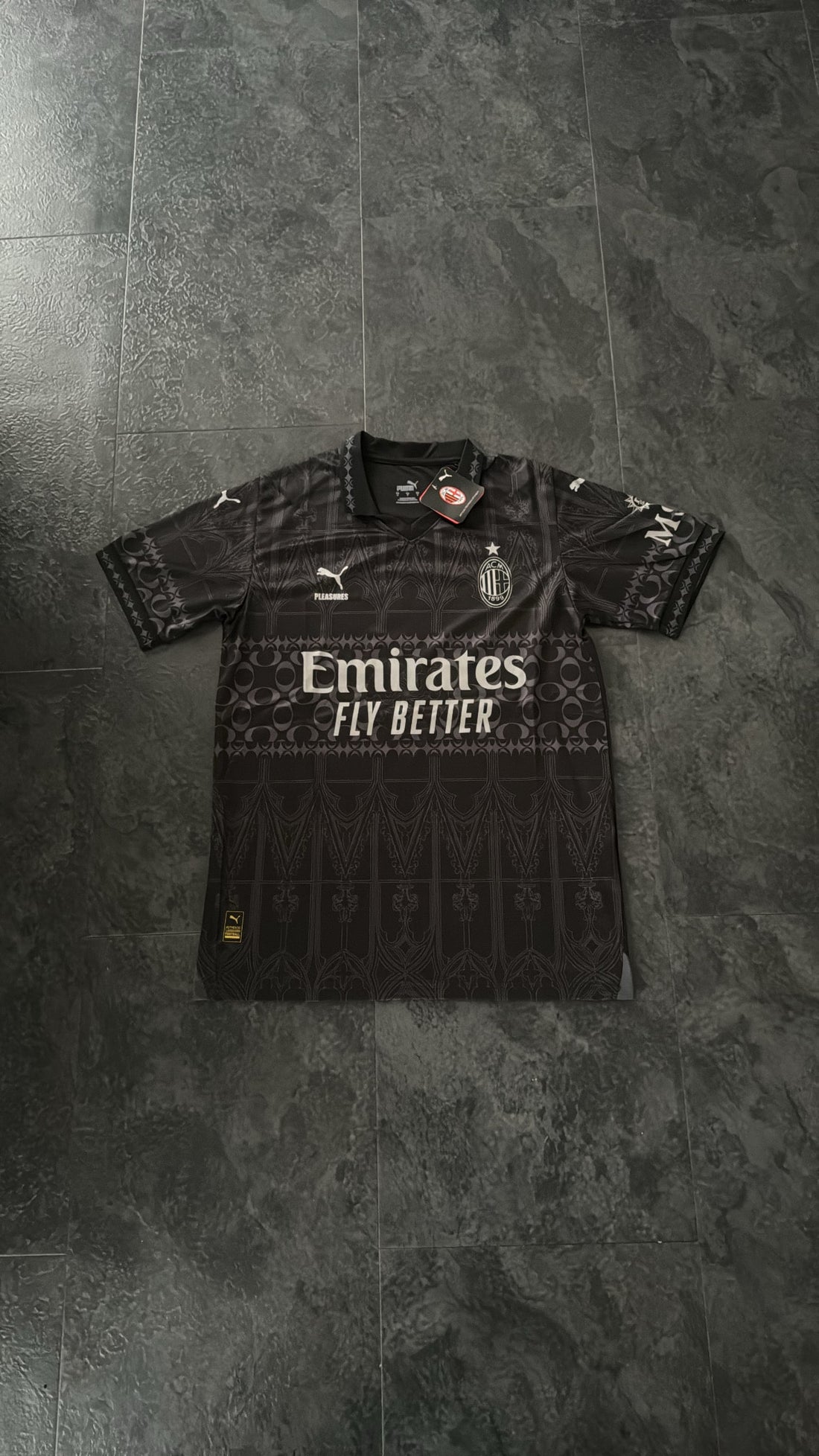 AC Milan - Maillot x PLEASURES Forth 23/24 - Noir - Covred