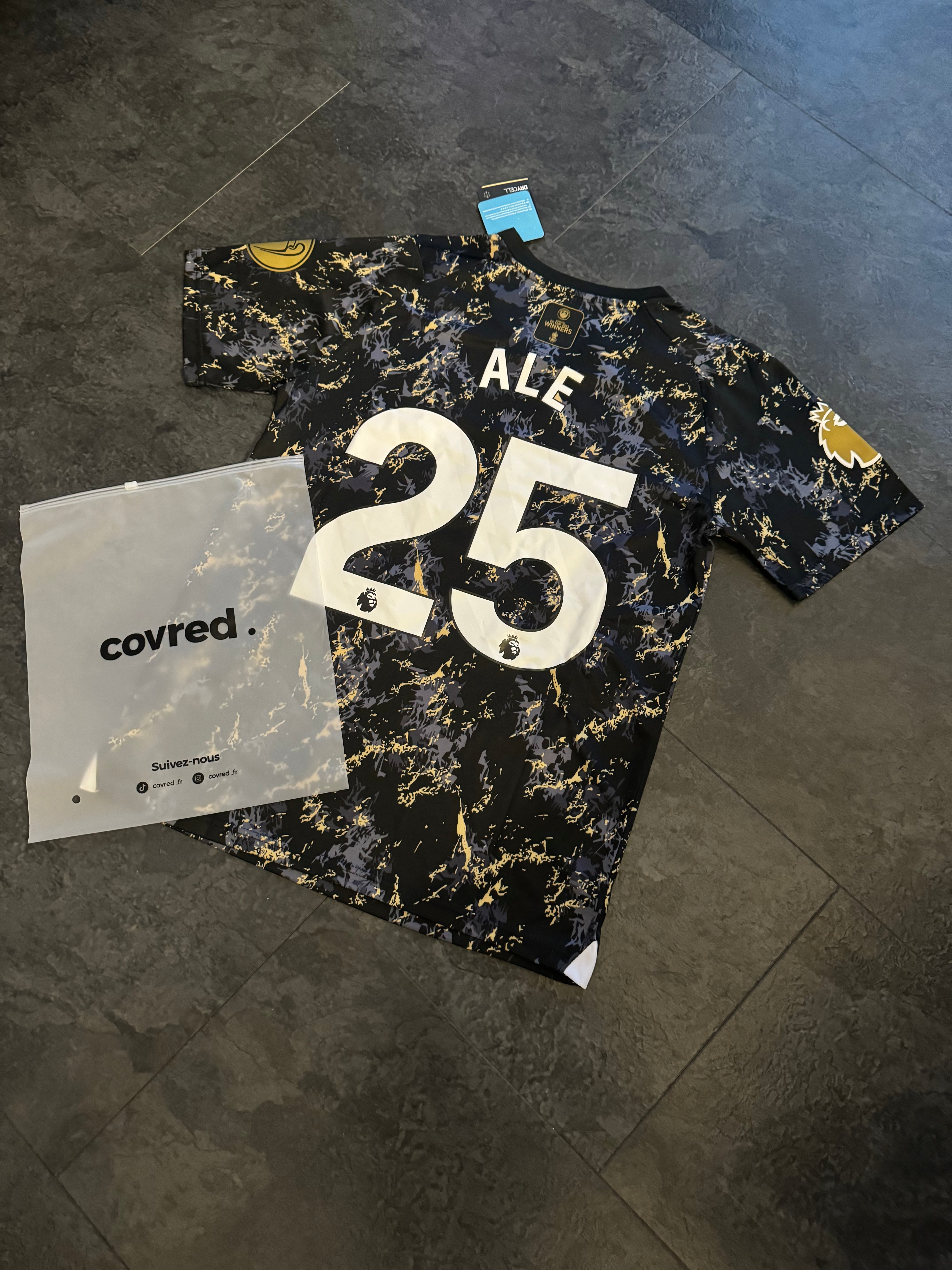 Manchester City - Maillot Édition Spéciale 23/24 - Noir et Or - Covred