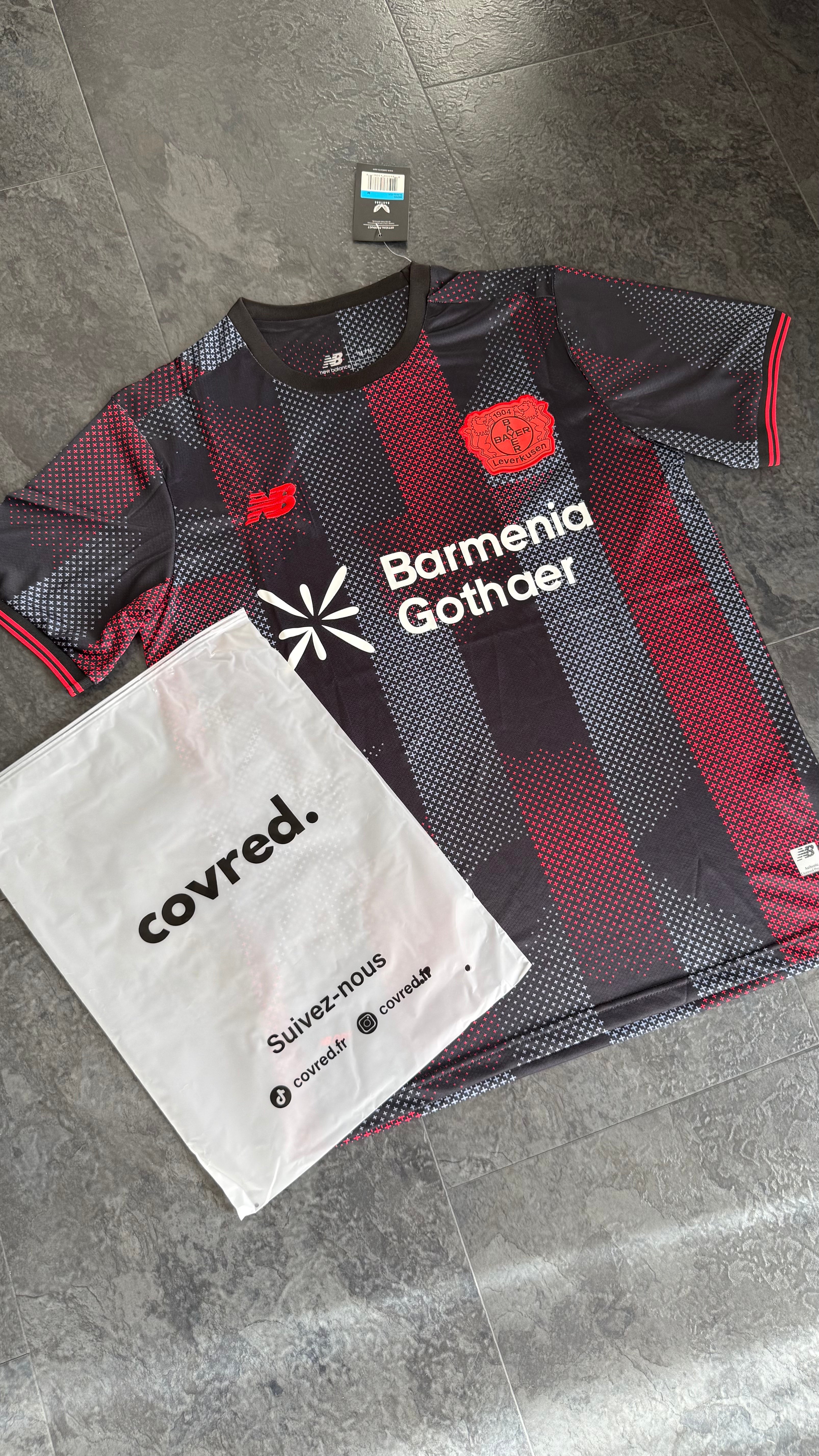 Bayer Leverkusen – Maillot Domicile 2025/26 – Noir, Rouge - Covred