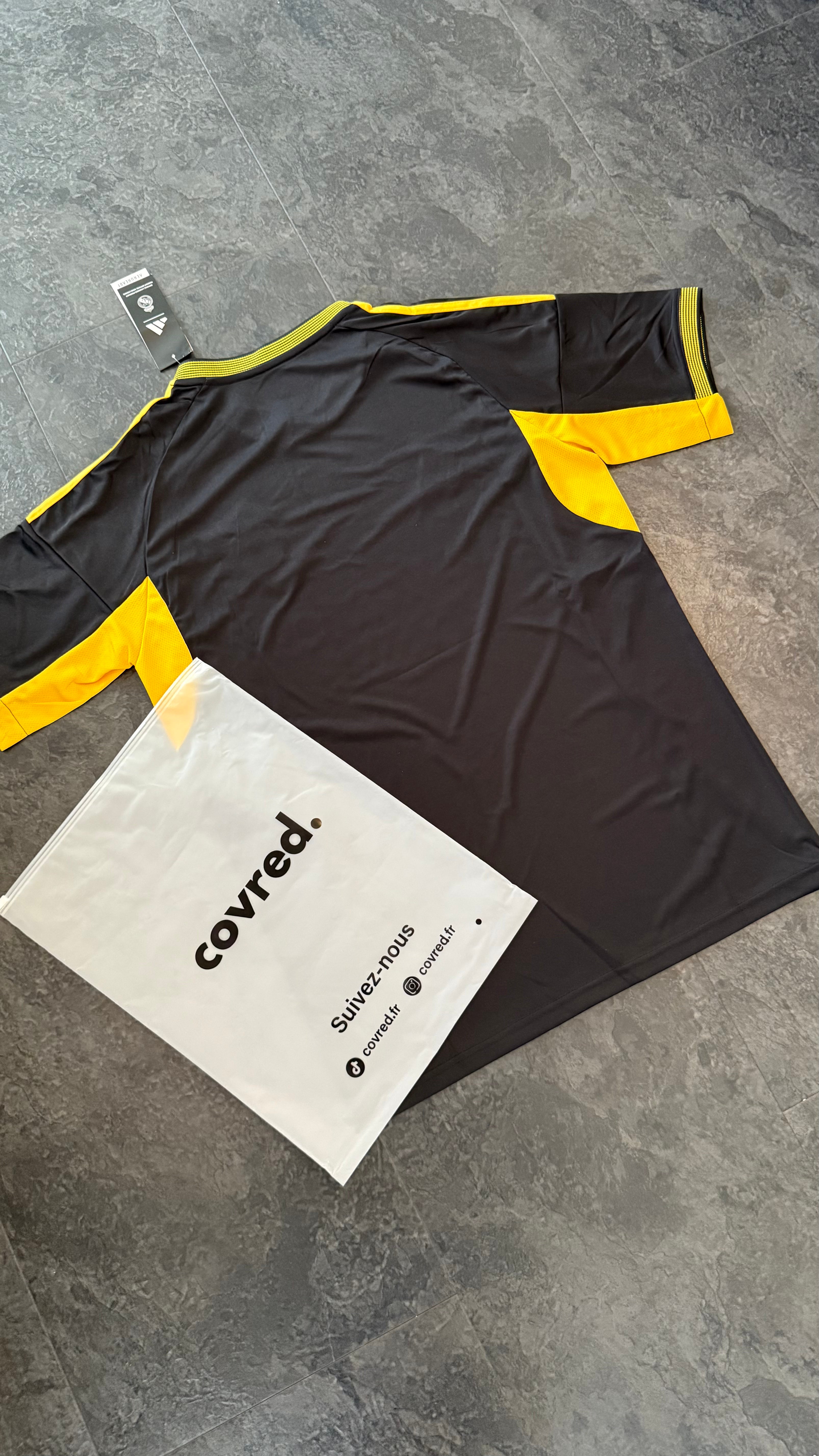Real Madrid – Maillot Extérieur 25/26 – Noir, Jaune - Covred