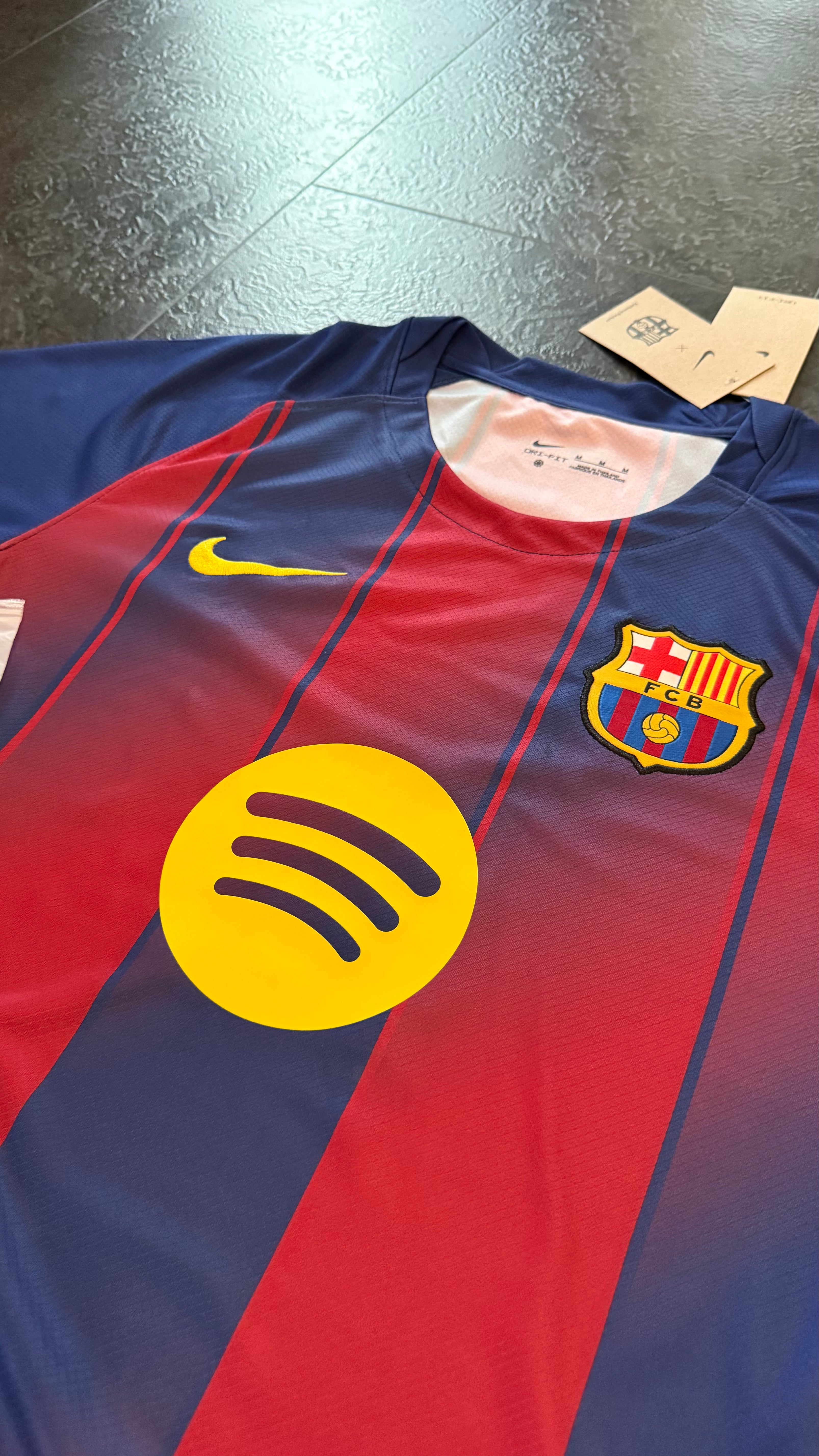 FC Barcelone – Maillot Domicile 2025/26 – Bleu, Grenat & Jaune - Covred