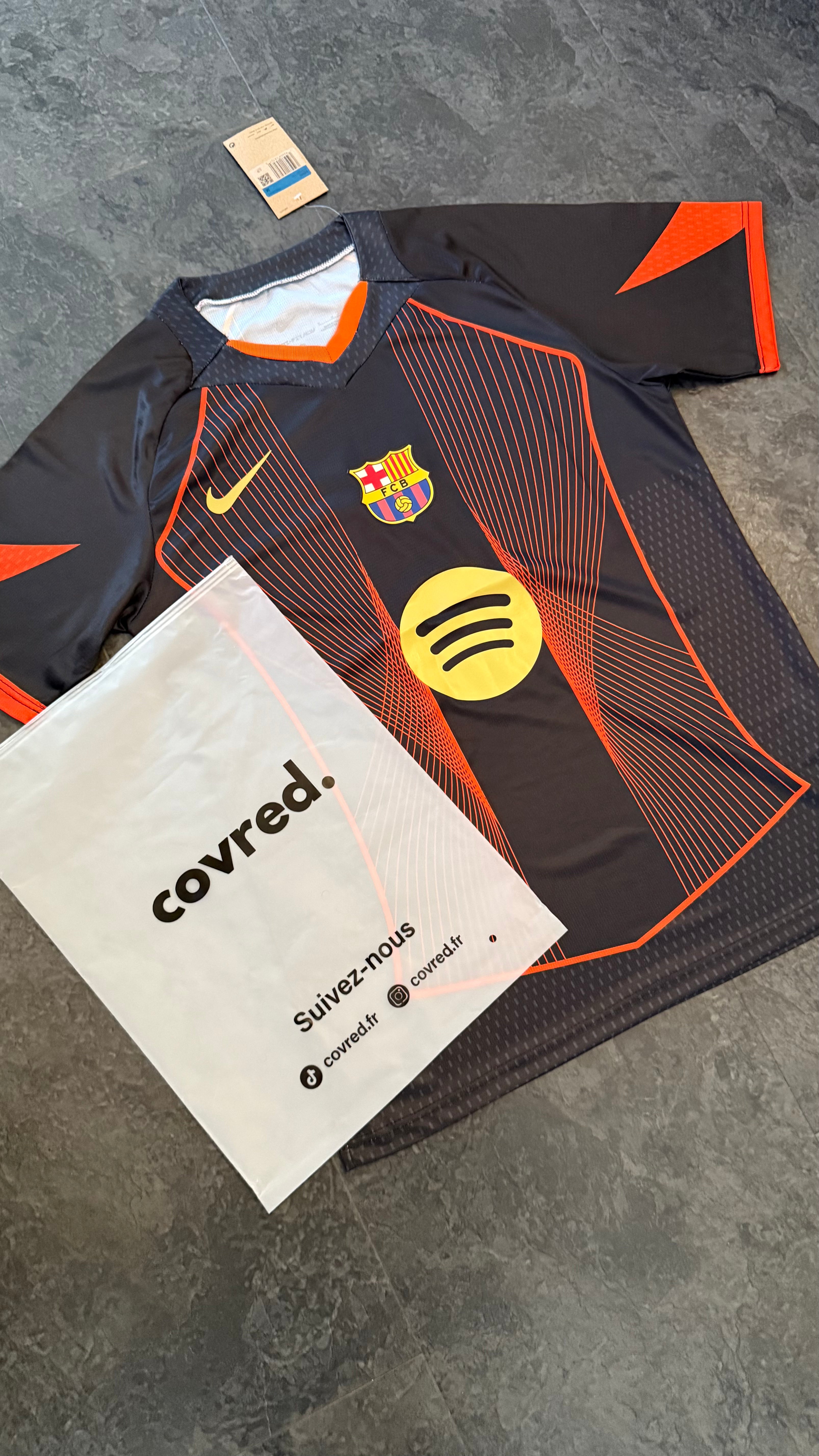 FC Barcelone – Maillot Concept 2025/2026 – Noir, Orange - Covred