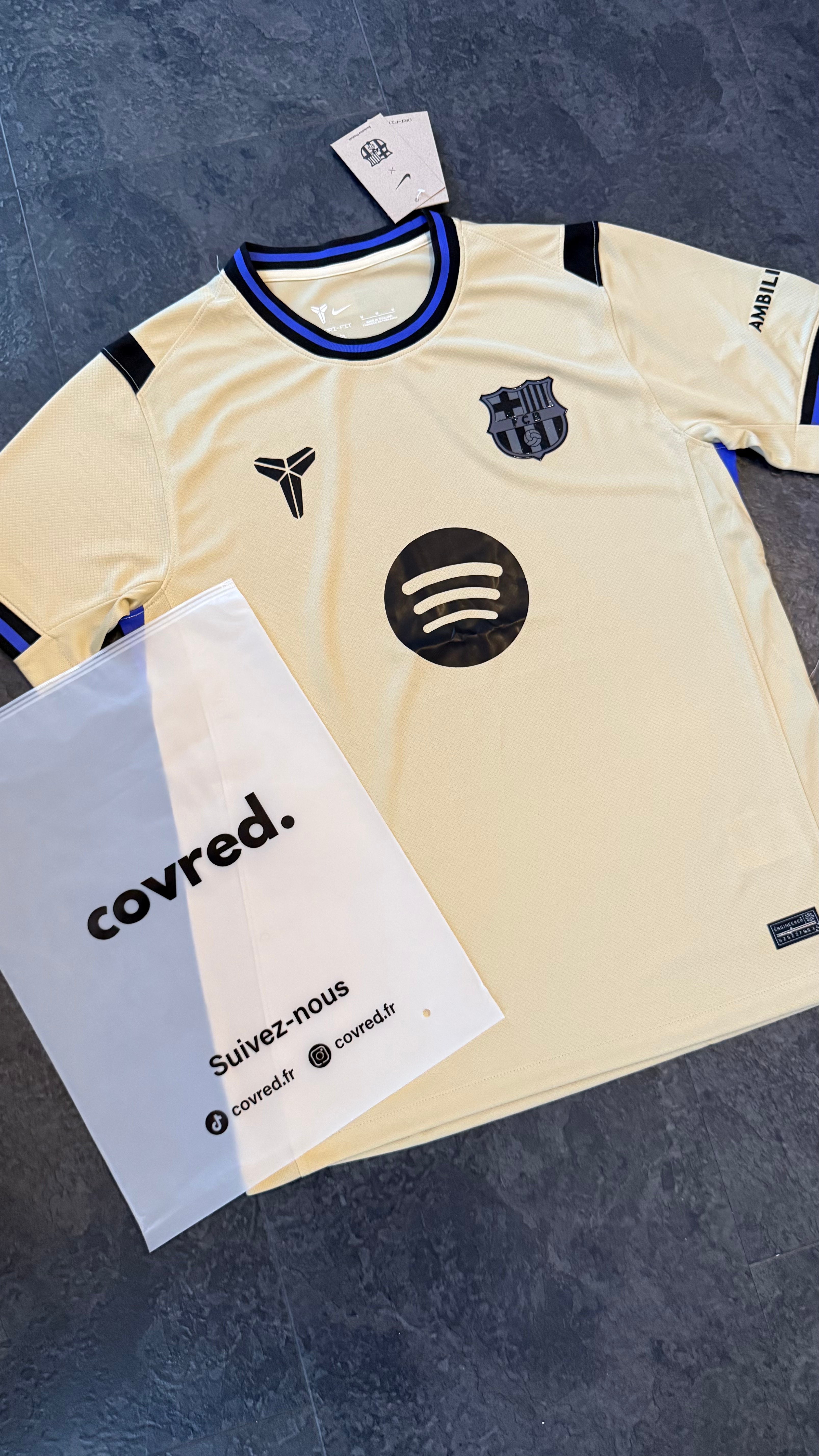 FC Barcelone - Maillot Extérieur 25/26 Kobe Tribute – Crème - Covred