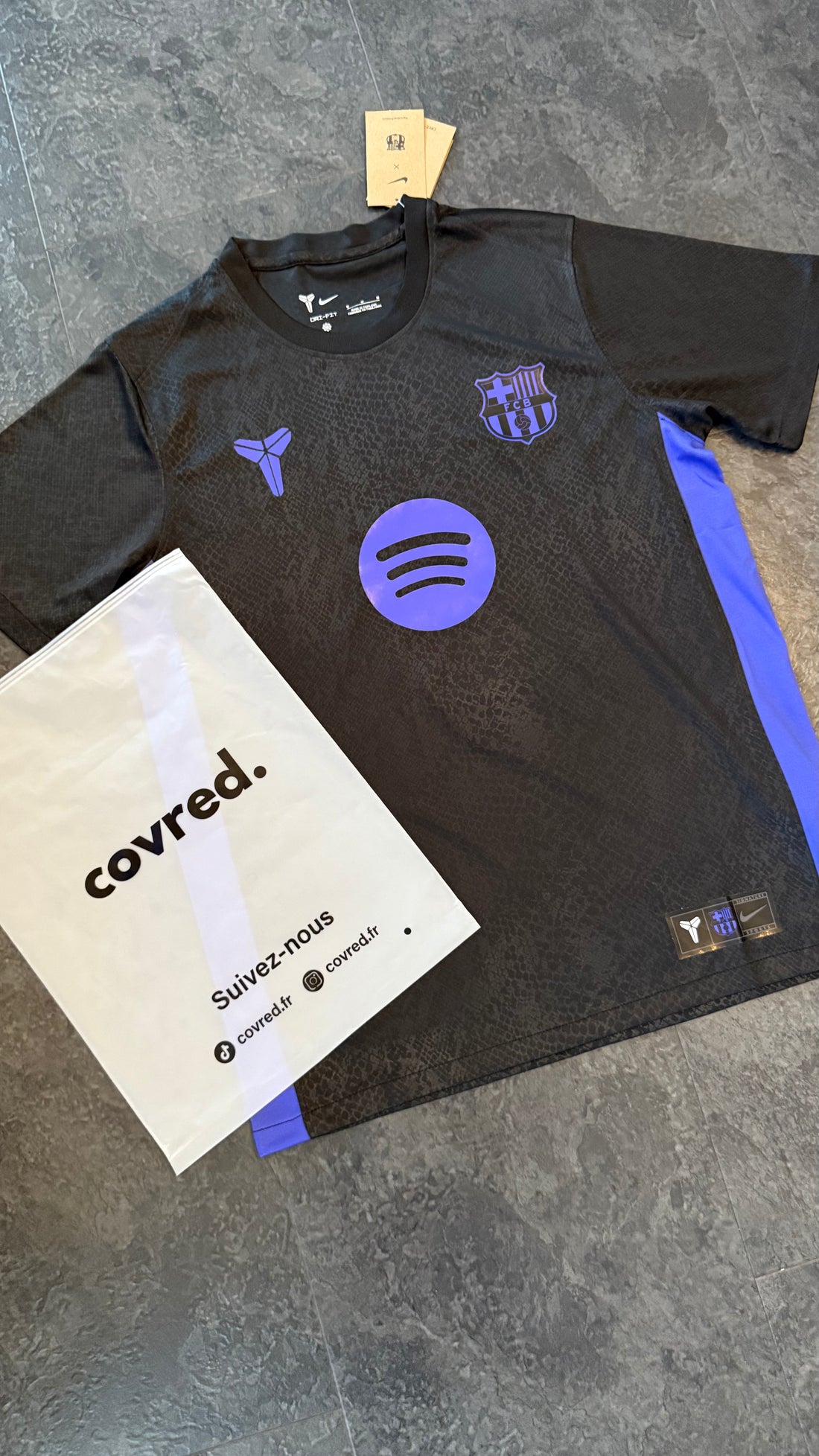 FC Barcelone – Maillot Entraînement 2025/26 – Noir - Covred