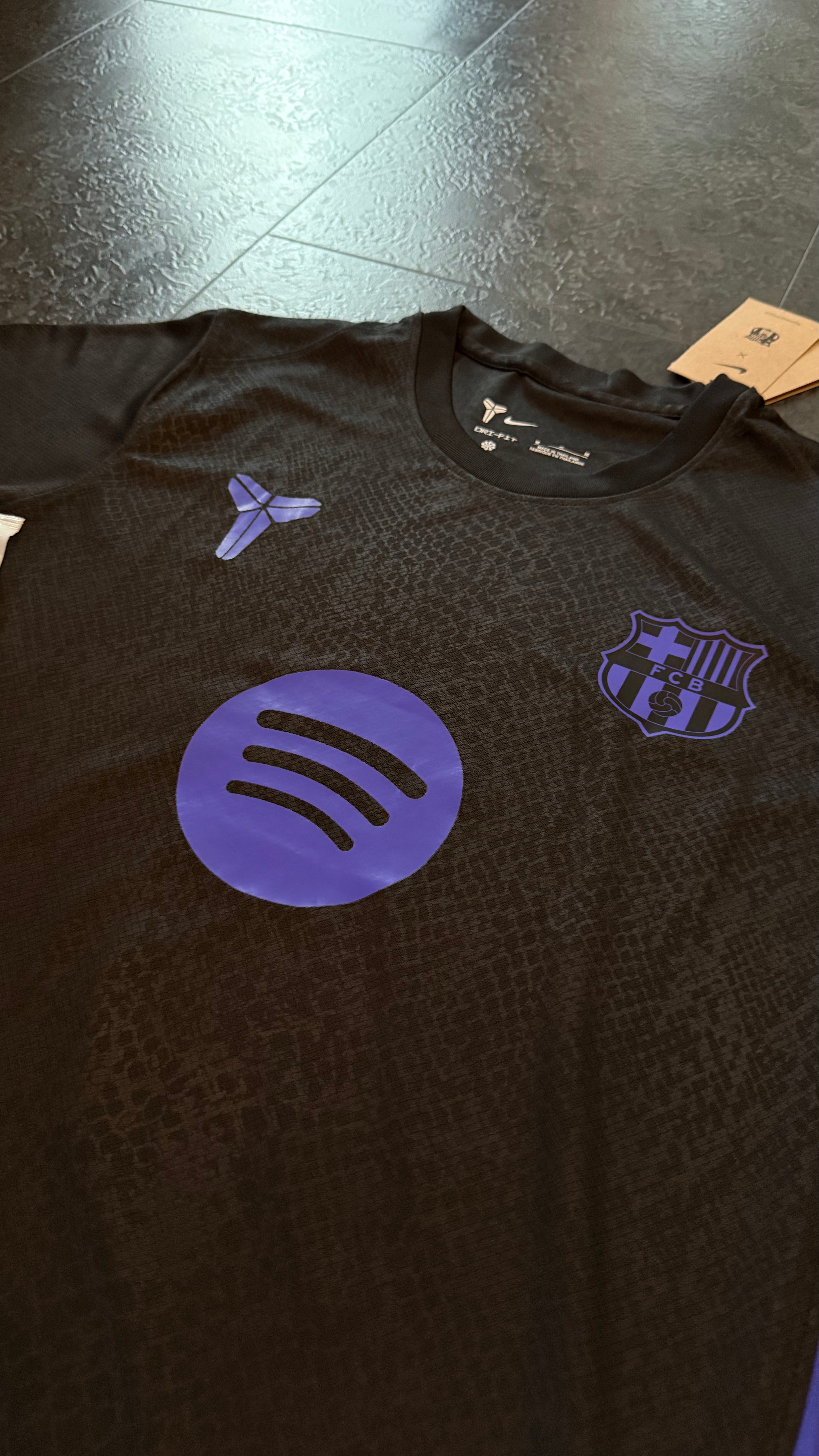 FC Barcelone – Maillot Entraînement 2025/26 – Noir - Covred