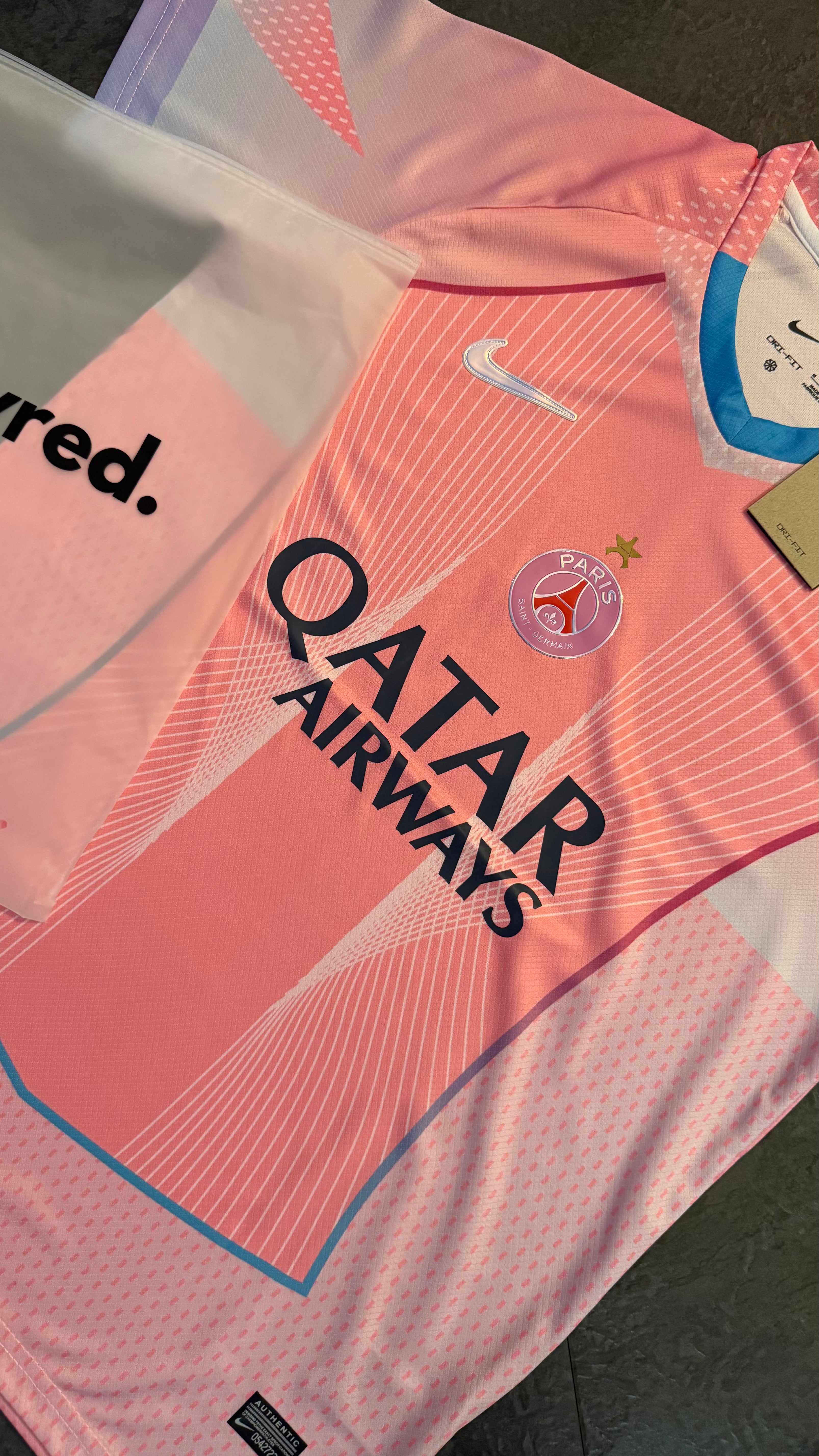 Paris Saint-Germain – Maillot Concept 2025/26 – Rose pastel - Covred