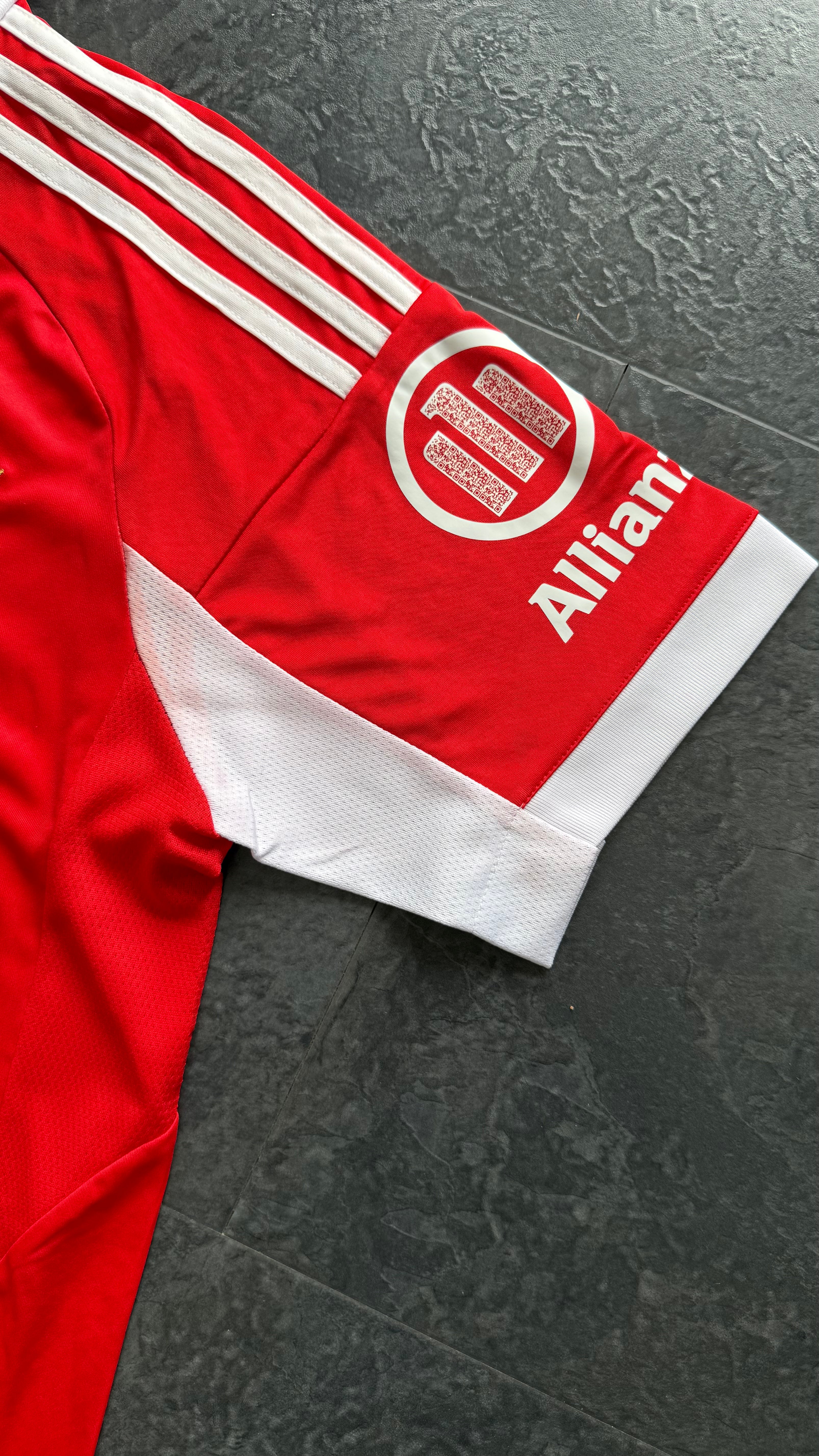 Bayern Munich – Maillot Domicile 2025/26 – Rouge - Covred