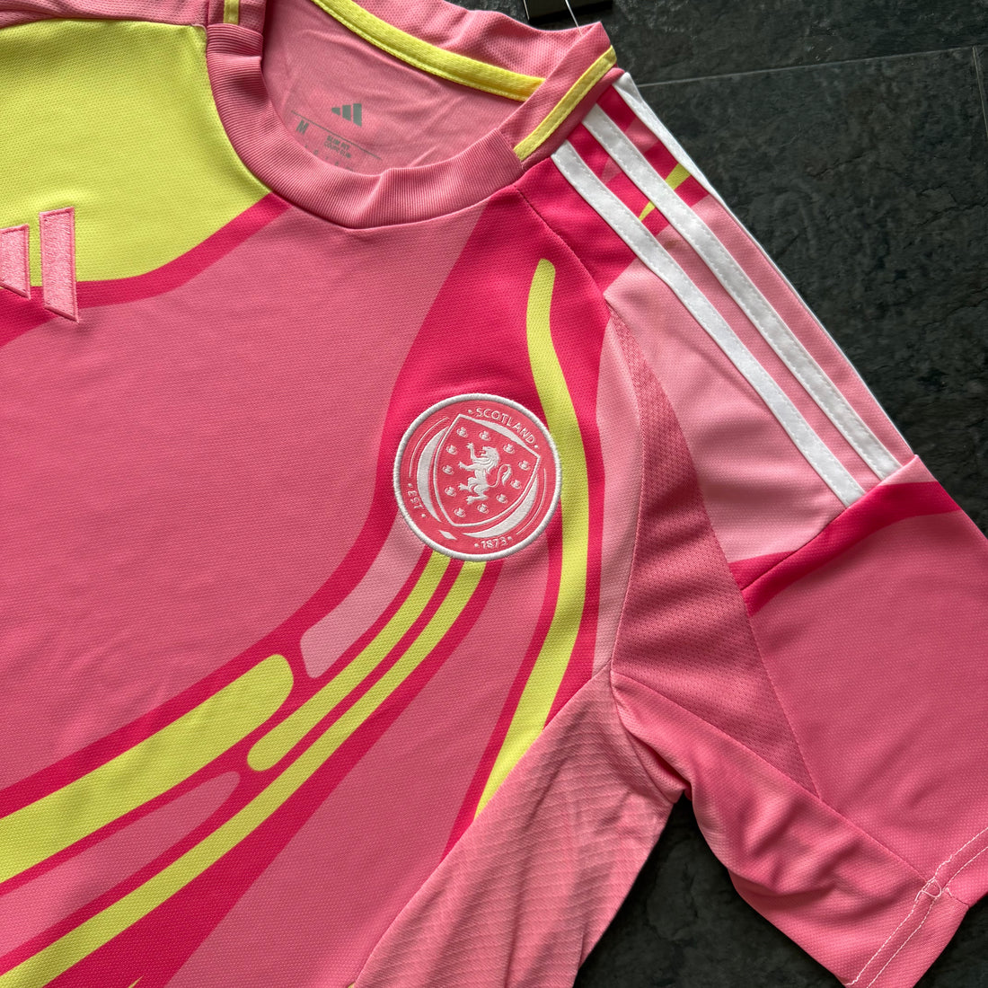 Écosse – Maillot Extérieur ( Féminine )  2025/26 – Rose - Covred