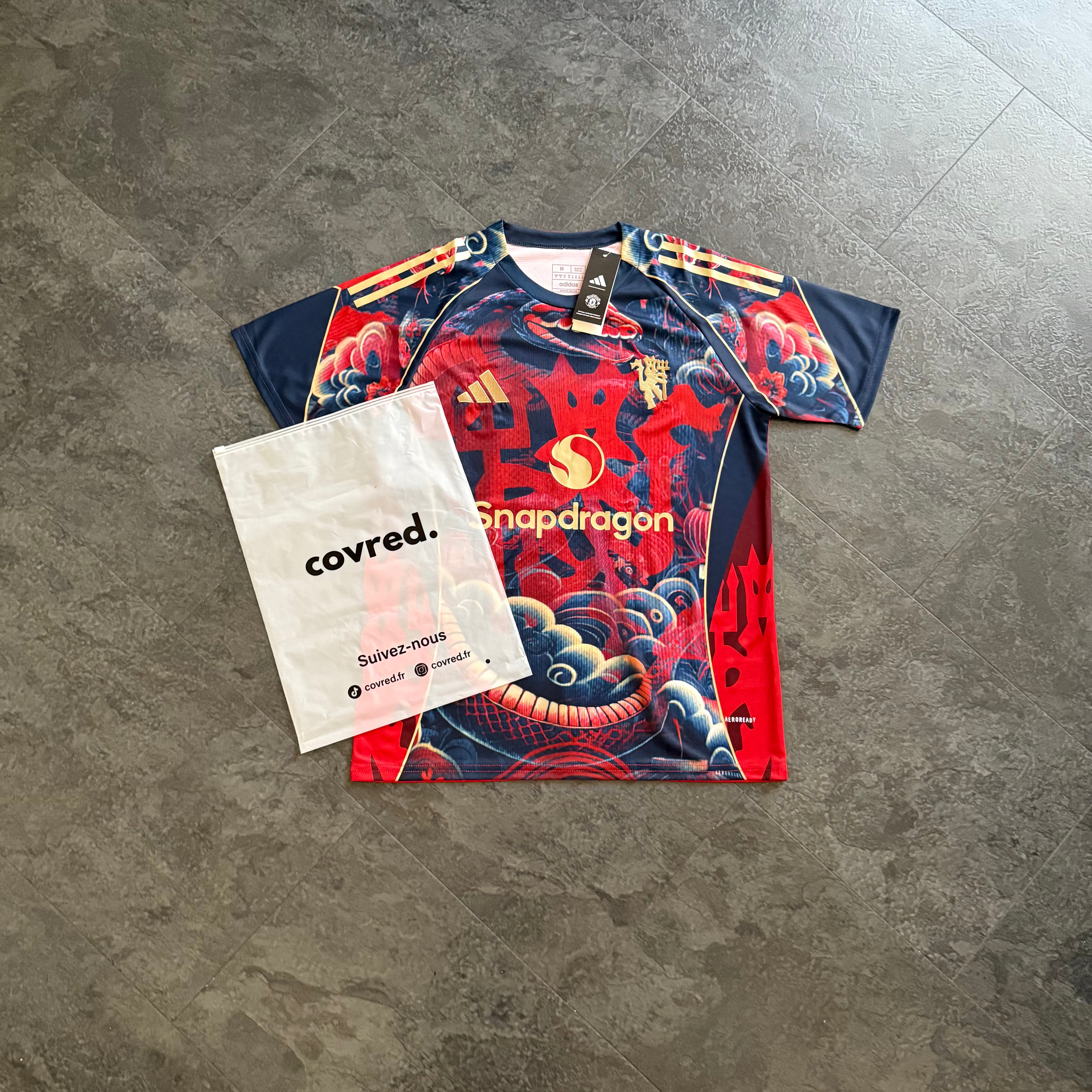 Manchester United – Maillot Concept 2025/26 – Rouge Dragon - Covred