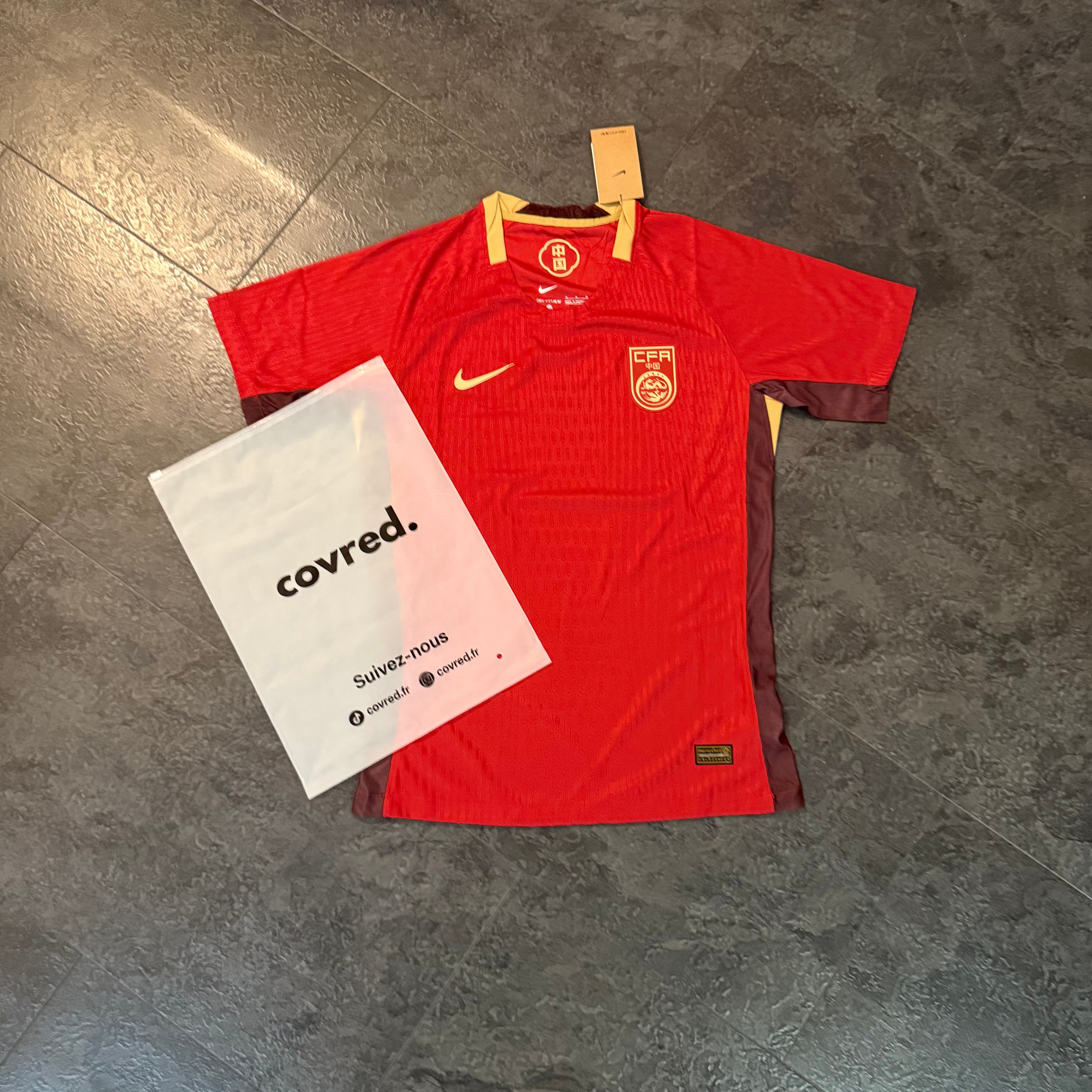 Chine – Maillot Domicile 2025/26 – Rouge, Or - Covred