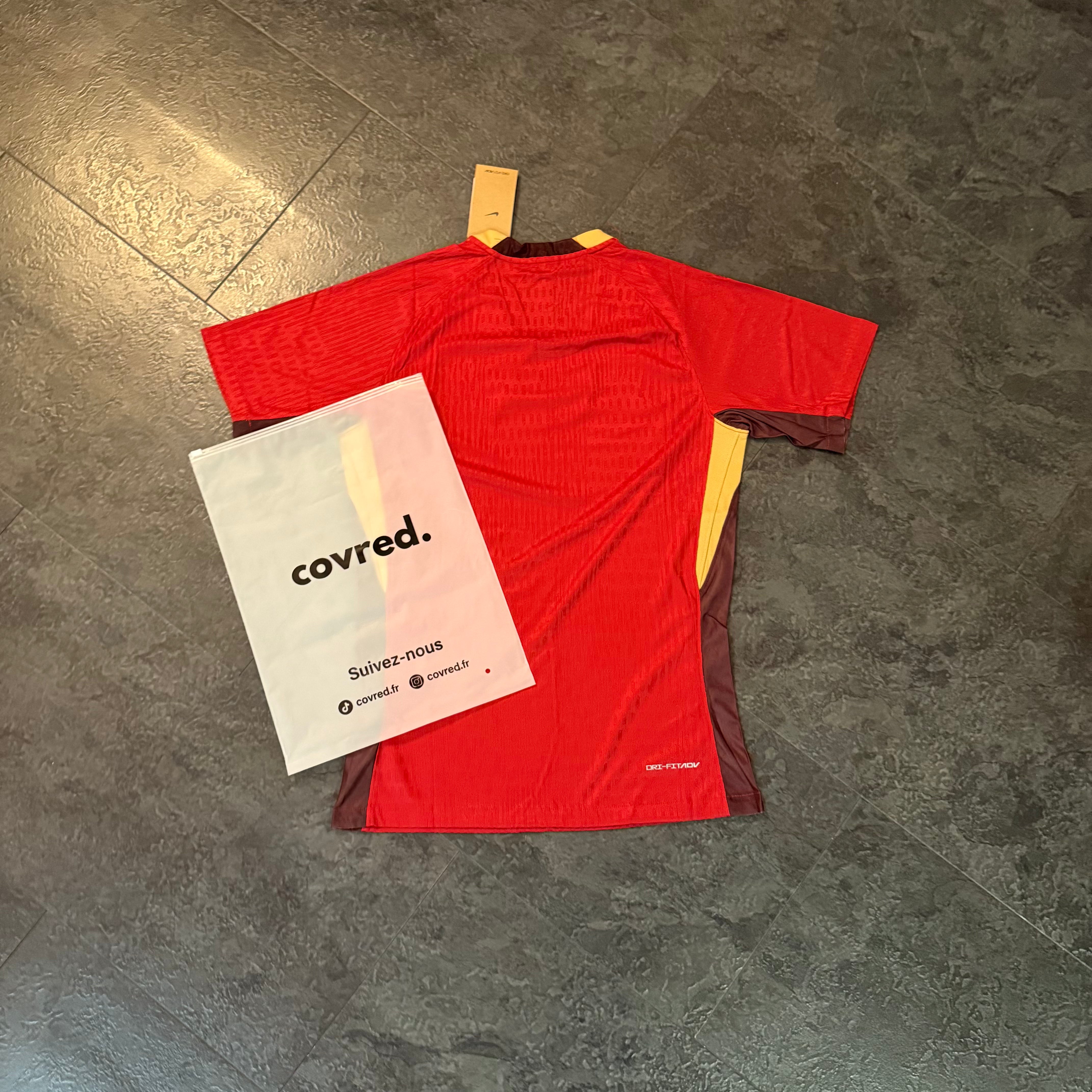 Chine – Maillot Domicile 2025/26 – Rouge, Or - Covred